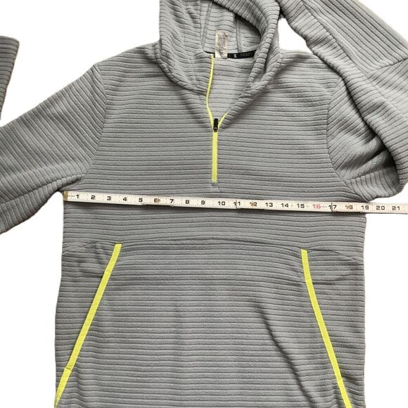 Xersion Grey Half-Zip Ribbed Texture Lightweight Breathable Hoodie Size Small - Picture 8 of 10
